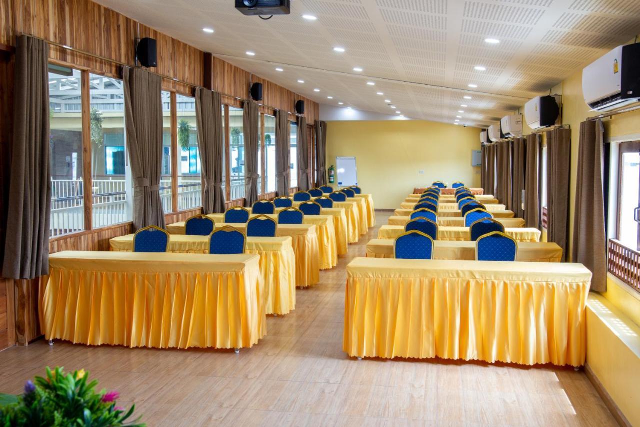 Nonnee Lampang Hotel Экстерьер фото