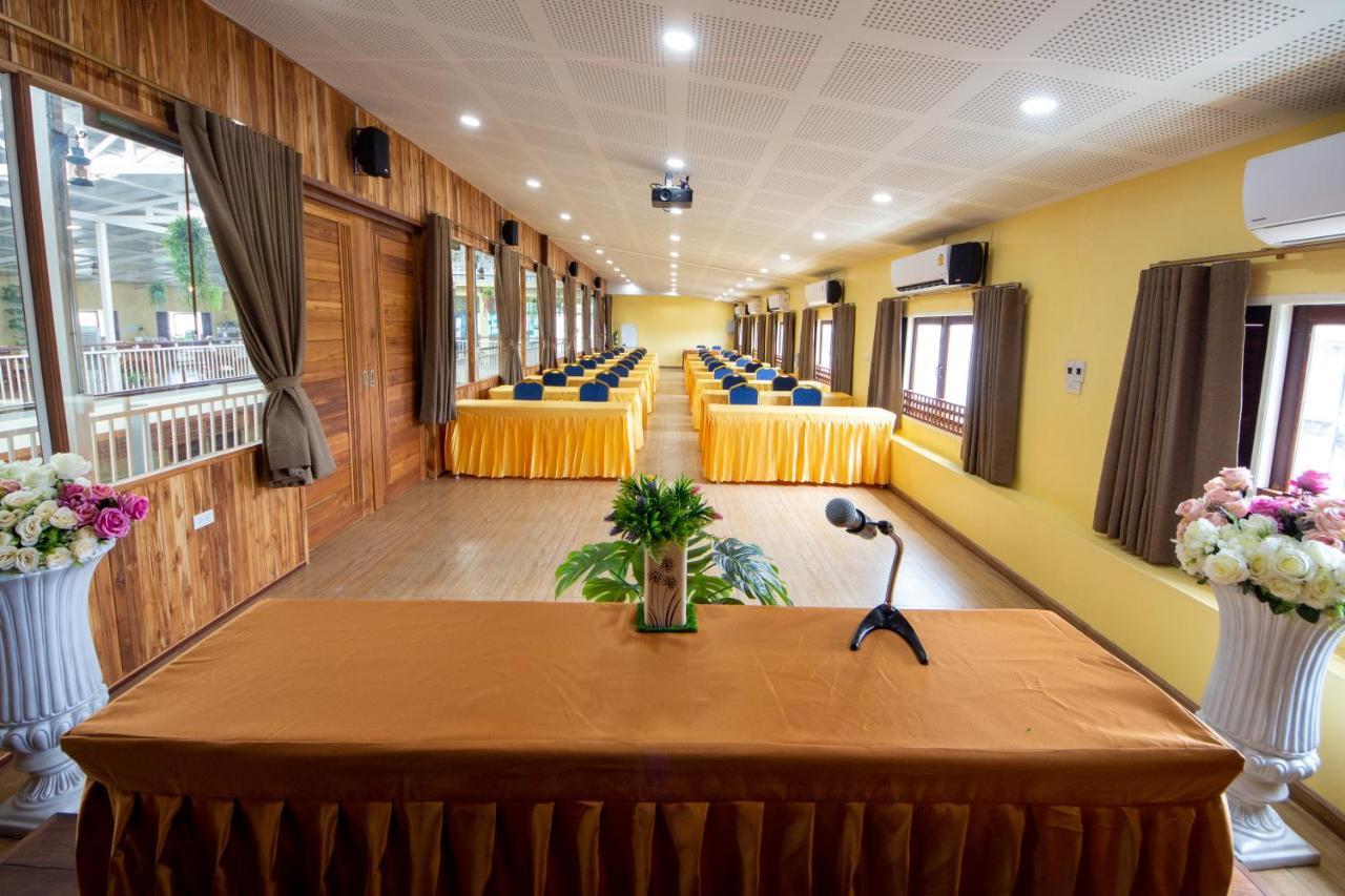 Nonnee Lampang Hotel Экстерьер фото