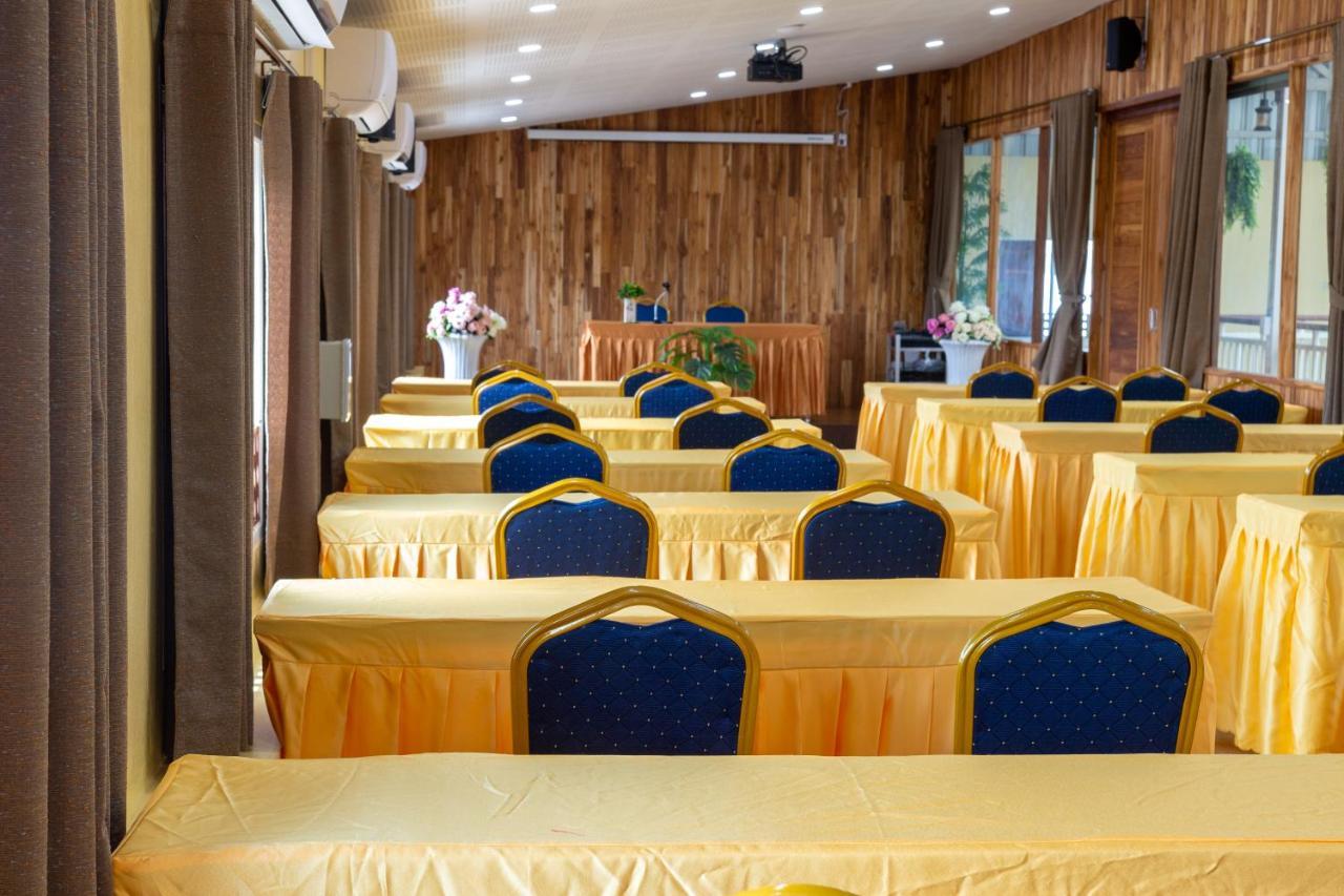 Nonnee Lampang Hotel Экстерьер фото